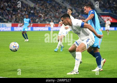 Saint-Pétersbourg, Russie. 13 mars 2024. Artur Victor Guimaraes, connu sous le nom d'Artur (9 ans) et Fabian Cornelio Balbuena Gonzalez (3 ans) du Dynamo de Zenit vu en action lors du match de football de la Coupe de Russie 2023/2024 entre le Zenit Saint-Pétersbourg et le Krylia Dynamo Moscou à Gazprom Arena. Score final ; Zenit 2:0 Dynamo. (Photo de Maksim Konstantinov/SOPA images/SIPA USA) crédit : SIPA USA/Alamy Live News Banque D'Images