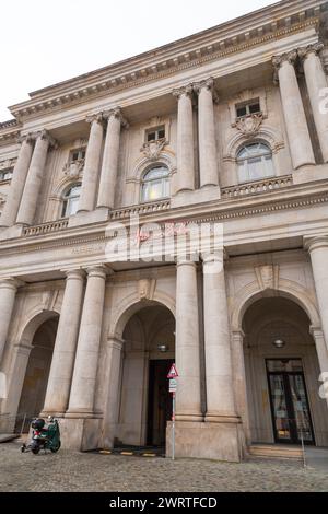 Berlin, Allemagne - 16 décembre 2021 : la Hochschule fur Musik Hanns Eisler Berlin est l'une des principales universités de musique en Europe. Il a été établi Banque D'Images