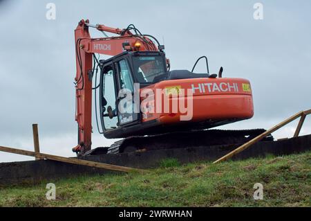 Belfast, Royaume-Uni 14 03 2024 Diggers au travail sur le site de Casement Park. Belfast Northern Ireland Credit : HeadlineX/Alamy Live News Banque D'Images