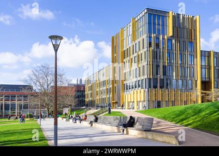 University of Birmingham University Campus main Library Building University Square Edgbaston Birmingham West Midlands Angleterre Royaume-Uni GB Europe Banque D'Images