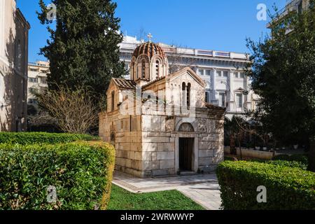 Athènes, Grèce - 03 mars 2024 : vue extérieure de l'église d'Agios Eleftherios (petite métropole), une église de l'époque byzantine Banque D'Images