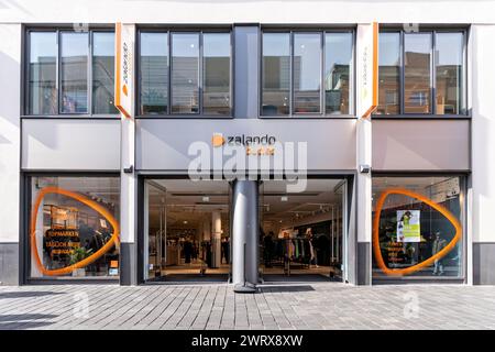 Magasin d'usine zalando à Bielefeld, Allemagne Banque D'Images