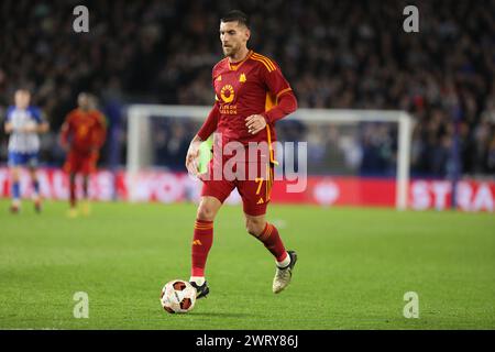 Brighton et Hove, Royaume-Uni. 14 mars 2024. Lorenzo Pellegrini de l'AS Roma sur le ballon lors du match de l'UEFA Europa League entre Brighton et Hove Albion et Roma au American Express Community Stadium, Brighton et Hove, en Angleterre, le 14 mars 2024. Photo de Joshua Smith. Utilisation éditoriale uniquement, licence requise pour une utilisation commerciale. Aucune utilisation dans les Paris, les jeux ou les publications d'un club/ligue/joueur. Crédit : UK Sports pics Ltd/Alamy Live News Banque D'Images