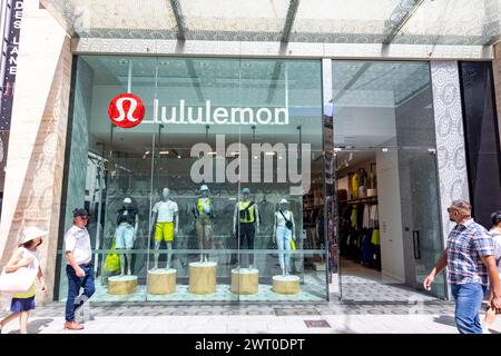 Lululemon magasin de vêtements actifs et de vêtements de sport, magasin dans le centre commercial Rundle centre-ville d'Adélaïde, mars 2024, Australie méridionale Banque D'Images