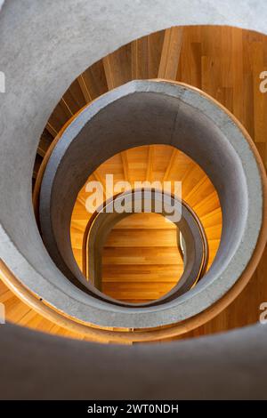 Élégance en spirale de l'architecture moderne Banque D'Images