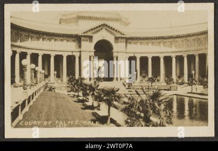 Court of Palms, Pan Pacific International exposition (P.I.E.). Louis Fleckenstein, photographe (américain, 1866 - 1943) 1915 'court of Palms P.P.I.E. / 1915', inscrit en négatif, imprimé recto en bas Banque D'Images