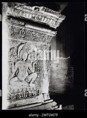 Myanmar (Birmanie) Temple Pagan Nanpaya image non publiée 1. Swaan, Wim. 1966 ou plus tôt matériaux de production photographique pour les villes perdues d'Asie : Ceylan, Pagan, Angkor des photographies d'architecture ont été sélectionnées et numérisées à partir de ces matériaux. Les portraits, les images ethnographiques et les images d'objets de musée ont été exclus. Les images numériques sont classées géographiquement, d'abord par pays, puis par ville, puis par site complexe ou monument, avec tous les noms dans l'ordre alphabétique. Les noms de lieux sont dérivés du Getty Thesaurus of Geographic Names (TGN)®, des rubriques de la Bibliothèque du Congrès et de Scholarly Banque D'Images