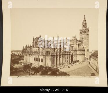 Vue générale de la cathédrale, Séville (Vista general de la Catedral, Séville). Emilio Beauchy, photographe (espagnol, 1847 - 1928) 1870 Banque D'Images