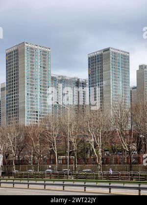 Séoul, Corée du Sud - Olympic Park Foreon approche de son achèvement, le complexe d'appartements le plus peuplé de Corée. Banque D'Images