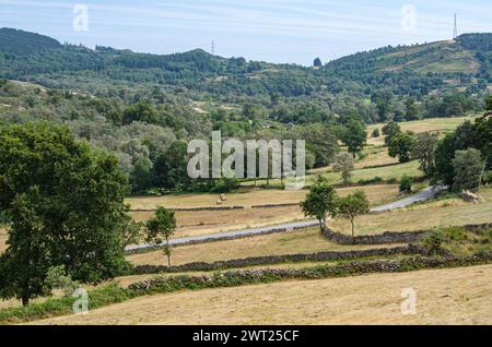 Paysage dans le village rural de Corva, municipalité de Montalegre. Tras-os-montes, Nord du Portugal Banque D'Images