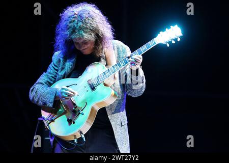 Pat Metheny en concert à la Flegrea Arena de Naples Banque D'Images