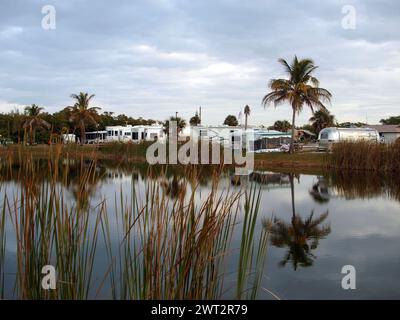 Pine Island, Floride, États-Unis - 09 octobre 2012 : terrain de camping du Pine Island KOA (Kampgrounds of America). Banque D'Images