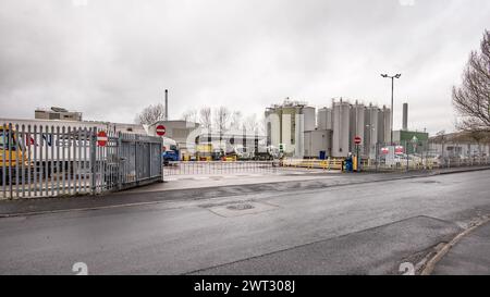 Arla Foods Creamery, Sowarh Field Industrial Estate, Settle, BD24 9AE un site de transformation du lait dans le Yorkshire (qui est une coopérative). Banque D'Images