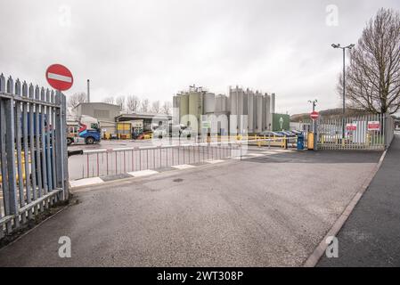 Arla Foods Creamery, Sowarh Field Industrial Estate, Settle, BD24 9AE un site de transformation du lait dans le Yorkshire (qui est une coopérative). Banque D'Images