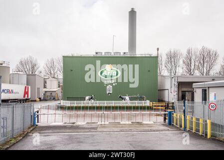 Arla Foods Creamery, Sowarh Field Industrial Estate, Settle, BD24 9AE un site de transformation du lait dans le Yorkshire (qui est une coopérative). Banque D'Images