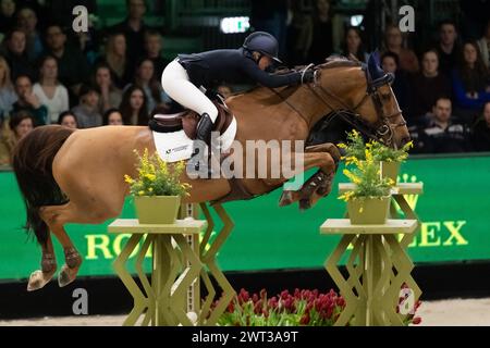 Denbosch, pays-Bas - 10 mars 2024. La suédoise Angelica Augustsson Zanotelle, Kalinka Van de Nachtegaele, participe au 1,60 m Rolex Grand Pr Banque D'Images