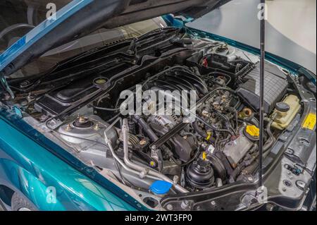 La MG Rover RDX60, prototype de ce qui serait devenu les Rover 55 et 35, remplace la 25/45, maintenant exposée au British Motor Museum Banque D'Images