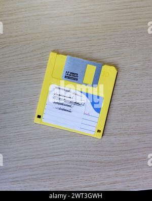 Disquettes utilisées pour le stockage et la sauvegarde de fichiers dans les années 1980 et d 1990 sur les PC domestiques et professionnels Banque D'Images