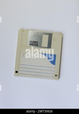 Disquettes utilisées pour le stockage et la sauvegarde de fichiers dans les années 1980 et d 1990 sur les PC domestiques et professionnels Banque D'Images