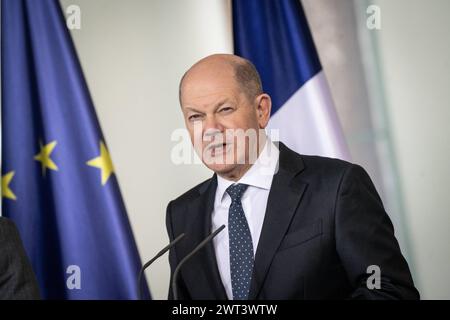 Treffen Weimarer Dreieck in Berlin - Pressestatements - Olaf Scholz, BundeskanzlerTreffen Weimarer Dreieck in Berlin - Pressestatements - Olaf Scholz, Bundeskanzler, Berlin Deutschland Bundeskanzleramt *** Réunion du Triangle de Weimar à Berlin communiqués de presse Olaf Scholz, chancelier fédéral Réunion du Triangle de Weimar à Berlin chancelier fédéral, Berlin Berlin Allemagne Chancellerie fédérale Banque D'Images