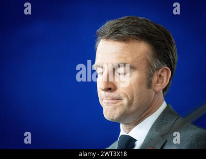 Treffen Weimarer Dreieck in Berlin - Pressestatements - Emmanuel Macron, Staatspräsident der Französischen RepublikTreffen Weimarer Dreieck in Berlin - Pressestatements - Emmanuel Macron, Staatspräsident der Französischen Republik, Berlin Deutschland Bundeskanzleramt *** Réunion du Triangle de Weimar in Berlin communiqués de presse Emmanuel Macron, Président de la République française Réunion du Triangle de Weimar à Berlin communiqués de presse Emmanuel Macron, Président de la République française, Berlin Berlin Allemagne Chancellerie fédérale Banque D'Images