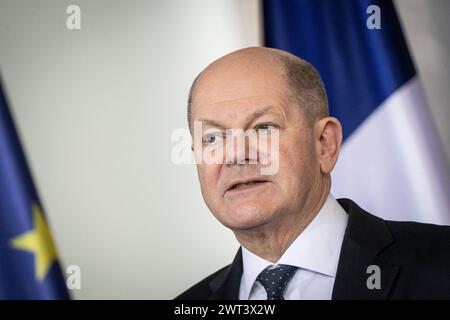 Treffen Weimarer Dreieck in Berlin - Pressestatements - Olaf Scholz, BundeskanzlerTreffen Weimarer Dreieck in Berlin - Pressestatements - Olaf Scholz, Bundeskanzler, Berlin Deutschland Bundeskanzleramt *** Réunion du Triangle de Weimar à Berlin communiqués de presse Olaf Scholz, chancelier fédéral Réunion du Triangle de Weimar à Berlin chancelier fédéral, Berlin Berlin Allemagne Chancellerie fédérale Banque D'Images