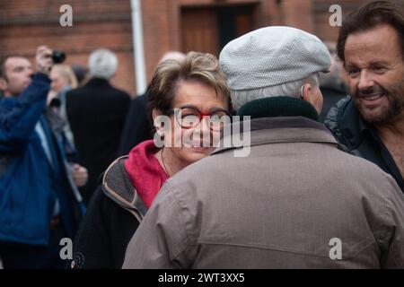 Ghita Norby l et Dennis Knudsen R après les funérailles de Lise Noergaard à l église Saint Paul de Copenhague, samedi 14 janvier 2023 Copenhague Sankt Pauls Kirke Danemark Copyright : xKristianxTuxenxLadegaardxBergx IMG 3002 Banque D'Images