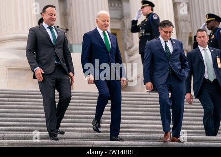 Washington, États-Unis. 15 mars 2024. Le Taoiseach irlandais Leo Varadkar (de gauche à droite), le président américain Joe Biden et le président de la Chambre Mike Johnson (R-LA) quittent le Capitole suivant le déjeuner des amis d'Irlande avec le Taoiseach irlandais Leo Varadkar à Washington, DC, vendredi 15 mars 2024. (Photo de Nathan Howard/Sipa USA) crédit : Sipa USA/Alamy Live News Banque D'Images