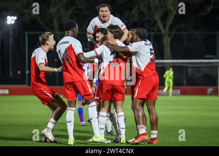 Utrecht, pays-Bas. 15 mars 2024. UTRECHT, 15-03-2024, Zoudenbalch, Keuken Kampioen Divisie, football néerlandais, saison 2023/2024, pendant le match Jong Utrecht - Emmen, 1-0 crédit : Pro Shots/Alamy Live News Banque D'Images