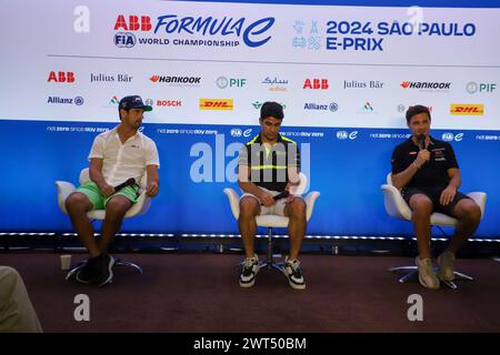 Sao Paulo, Sao Paulo, Brésil. 15 mars 2024. SAO PAULO (SP), 03/15/2024 - FORMULA E/AUTOMOBILISM/SPORTE/SP Ã¢â‚¬' Conférence avec les pilotes Lucas Di Grassi, ABT Cupra Formula E Team, Sergio Sette Camara, ERT Formula E Tea et Mitch Evans, Jaguar TCS Racing, lors de l'e-Prix de formule E de Sao Paulo, ce vendredi 15 mars 2024, au complexe d'Anhembi, au nord de Sao Paulo. La catégorie électrique la plus importante du calendrier de la FIA aura son départ officiel ce samedi à 14h00. (Crédit image : © Leco Viana/TheNEWS2 via ZUMA Press Wire) USAGE ÉDITORIAL SEULEMENT! Non destiné à UN USAGE commercial ! Banque D'Images