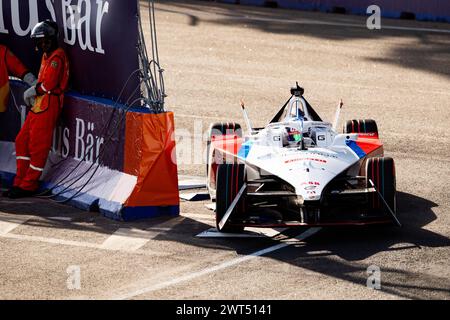 01 DENNIS Jake (gbr), Andretti Global, Porsche 99X Electric, en action lors de l'ePrix Sao Paulo 2024, 3ème rencontre du Championnat du monde ABB FIA Formula E 2023-24, sur le circuit urbain de Sao Paulo du 24 au 26 mars 2024 à Sao Paulo, Brésil - photo Joao Filipe / DPPI Banque D'Images