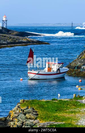 Kyststien i Haugesund, HAUGESUND, mer du Nord dans le comté de Rogaland, Åkrafjord, Norvège Banque D'Images