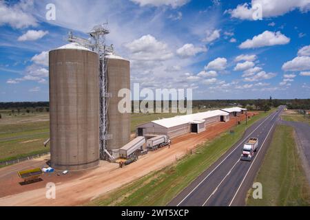 Antenne du dépôt grain Corp pour le grain à Wallumbilla sur le Maranoa Queensland Australie Banque D'Images