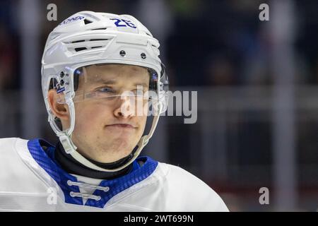 15 mars 2024 : L’attaquant des Marlies de Toronto Nick Abruzzese (26) patine en deuxième période contre les Américains de Rochester. Les Américains de Rochester ont accueilli les Marlies de Toronto dans un match de la Ligue américaine de hockey au Blue Cross Arena de Rochester, New York. (Jonathan Tenca/CSM) crédit : CAL Sport Media/Alamy Live News Banque D'Images