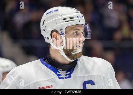 15 mars 2024 : L’attaquant des Marlies de Toronto Logan Shaw (11 ans) patine en deuxième période contre les Américains de Rochester. Les Américains de Rochester ont accueilli les Marlies de Toronto dans un match de la Ligue américaine de hockey au Blue Cross Arena de Rochester, New York. (Jonathan Tenca/CSM) crédit : CAL Sport Media/Alamy Live News Banque D'Images