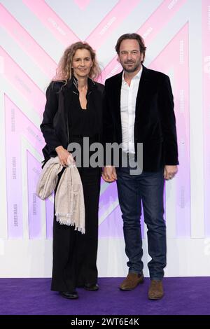 Delphine de Vigan et François Busnel assistent à la cérémonie d’ouverture du festival Series Mania le 15 mars 2024 à Lille. Photo de Sébastien Courdji/ABACAPRESS.COM Banque D'Images