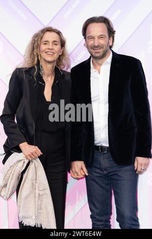 Delphine de Vigan et François Busnel assistent à la cérémonie d’ouverture du festival Series Mania le 15 mars 2024 à Lille. Photo de Sébastien Courdji/ABACAPRESS.COM Banque D'Images