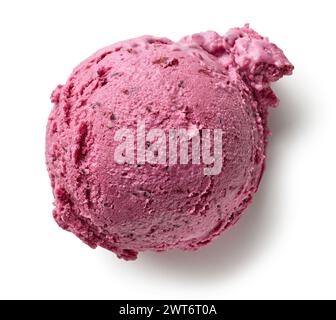 cuillère à crème glacée de cassis noire isolée sur fond blanc Banque D'Images