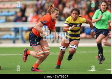 AMSTERDAM, PAYS-BAS - MARCH16 : ISA Spoler joueuse du RC DIOK lors du match de Play-off international de Rugby WXV Ladies match entre les pays-Bas v Banque D'Images