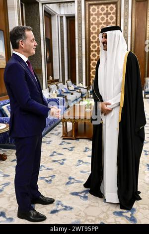 Doha, Qatar. 16 mars 2024. Le premier ministre Alexander de Croo et l’émir du Qatar Tamim Bin Hamad Al-Thani photographiés lors d’une mission du premier ministre belge, samedi 16 mars 2024 à Doha, Qatar. Le premier ministre effectue une visite de trois jours en Jordanie, au Qatar et en Égypte. BELGA PHOTO DIRK WAEM crédit : Belga News Agency/Alamy Live News Banque D'Images