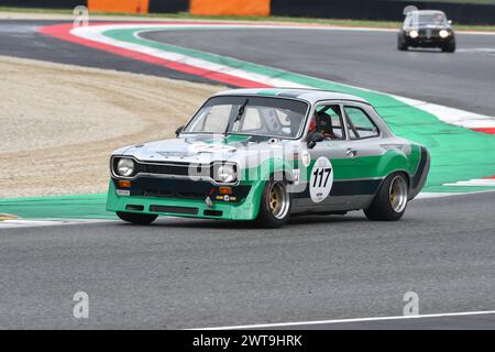 Scarperia, 2 avril 2023 : Ford Escort RS 1600 1975 en action lors du Mugello Classic 2023 au Mugello circuit en Italie. Banque D'Images