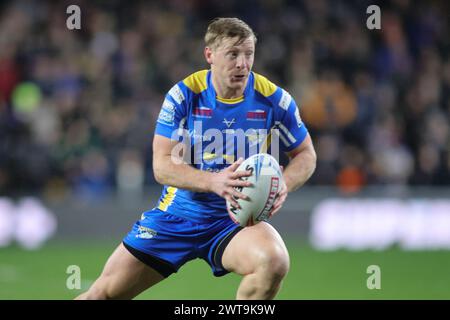 Leeds, Royaume-Uni. 16 mars 2024. AMT Headingley Rugby Stadium, Leeds, West Yorkshire, 15 mars 2024. Betfred Super League Leeds Rhinos contre St Helens. Lachie Miller de Leeds Rhinos crédit : Touchlinepics/Alamy Live News Banque D'Images