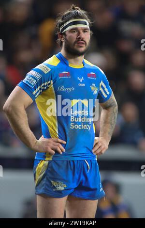 Leeds, Royaume-Uni. 16 mars 2024. AMT Headingley Rugby Stadium, Leeds, West Yorkshire, 15 mars 2024. Betfred Super League Leeds Rhinos contre St Helens. James Bentley de Leeds Rhinos crédit : Touchlinepics/Alamy Live News Banque D'Images