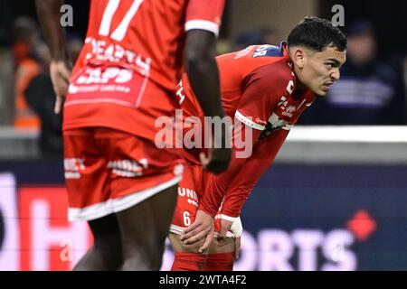 Bruxelles, Belgique. 16 mars 2024. Nayel Mehssatou de Kortrijk réagit lors d'un match de football entre le RSC Anderlecht et le KV Kortrijk, samedi 16 mars 2024 à Bruxelles, le dernier jour (30/30) de la première division 'Jupiler Pro League' 2023-2024 du championnat belge. BELGA PHOTO LAURIE DIEFFEMBACQ crédit : Belga News Agency/Alamy Live News Banque D'Images