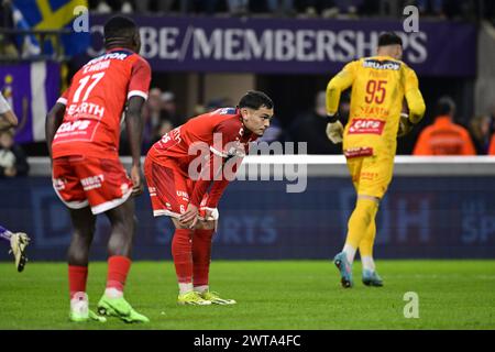 Bruxelles, Belgique. 16 mars 2024. Nayel Mehssatou de Kortrijk réagit lors d'un match de football entre le RSC Anderlecht et le KV Kortrijk, samedi 16 mars 2024 à Bruxelles, le dernier jour (30/30) de la première division 'Jupiler Pro League' 2023-2024 du championnat belge. BELGA PHOTO LAURIE DIEFFEMBACQ crédit : Belga News Agency/Alamy Live News Banque D'Images