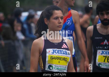 Laredo, Cantabrie, Espagne. 16 mars 2024. Laredo, Espagne, 16 mars 2024 : L'athlète norvégienne Isabel Barreiro (6 ans) avant la course pendant les 10 kilomètres de Laredo, le 16 mars 2024, à Laredo, Espagne. (Crédit image : © Alberto Brevers/Pacific Press via ZUMA Press Wire) USAGE ÉDITORIAL SEULEMENT! Non destiné à UN USAGE commercial ! Banque D'Images