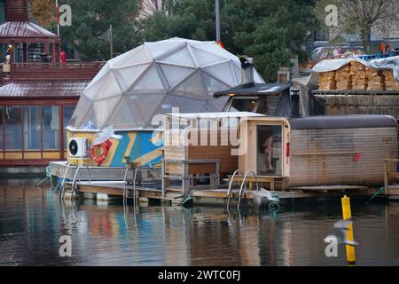 Oslo Norwegen Stadtfotos und Besonderheiten sauna in der Nähe der Oper von Oslo. Oslo-Norwegian-Mixt *** Oslo Norvège photos et caractéristiques spéciales sauna près de Oslo Opéra Oslo Norway Mixt Banque D'Images