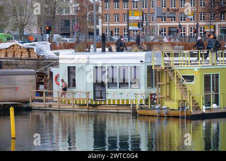 Oslo Norwegen Stadtfotos und Besonderheiten sauna in der Nähe der Oper von Oslo. Oslo-Norwegian-Mixt *** Oslo Norvège photos et caractéristiques spéciales sauna près de Oslo Opéra Oslo Norway Mixt Banque D'Images