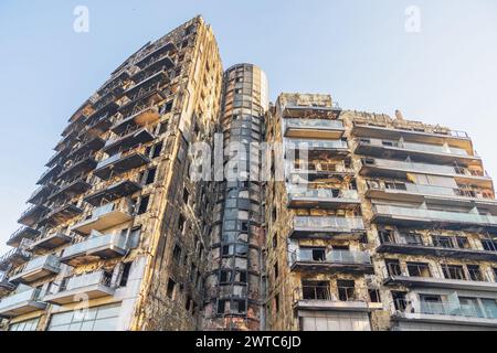 Valencia, Espagne. 17 mars 2024. Vue extérieure du bâtiment incendié dans le district de Campanar le 22 février 2024 Banque D'Images