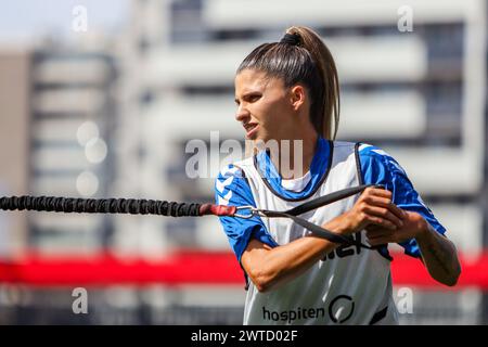 Barcelone, Espagne. 17 mars 2024. Barcelone, Espagne, 17 mars 2024 : Natalia Ramos (14 UDG Tenerife) s'entraîne lors du match de football de Liga F entre le FC Barcelone et l'UD Tenerife au stade Johan Cruyff de Barcelone, Espagne (Judit Cartiel/SPP) crédit : SPP Sport Press photo. /Alamy Live News Banque D'Images